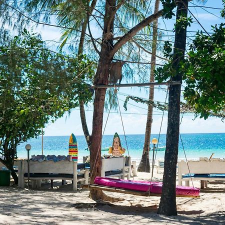 Soul Breeze Beach Resort Diani Beach Eksteriør bilde