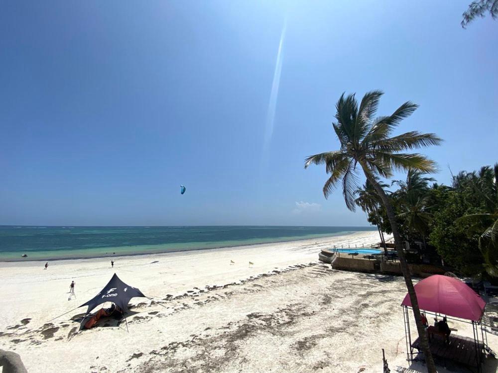 Soul Breeze Beach Resort Diani Beach Eksteriør bilde