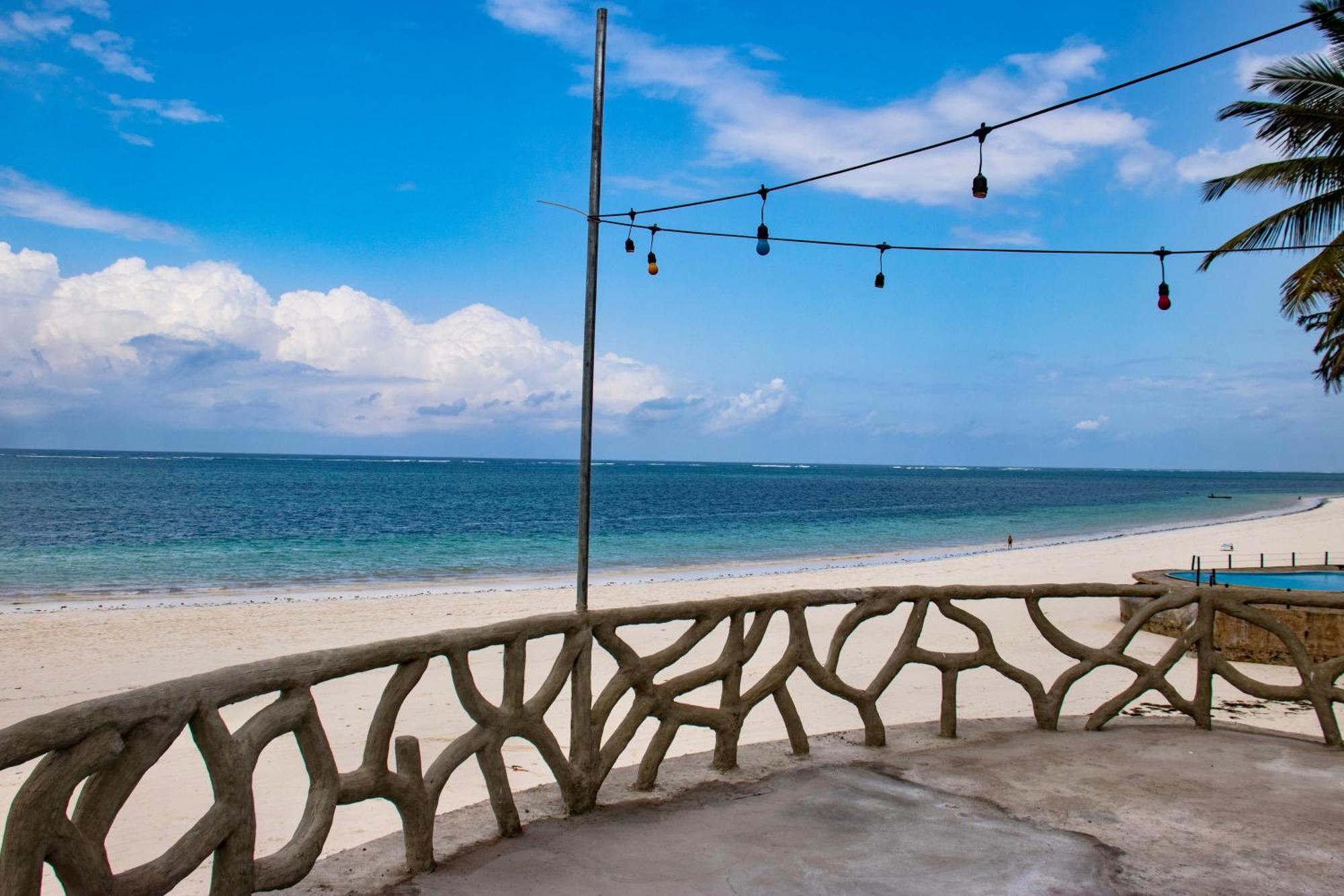 Soul Breeze Beach Resort Diani Beach Eksteriør bilde