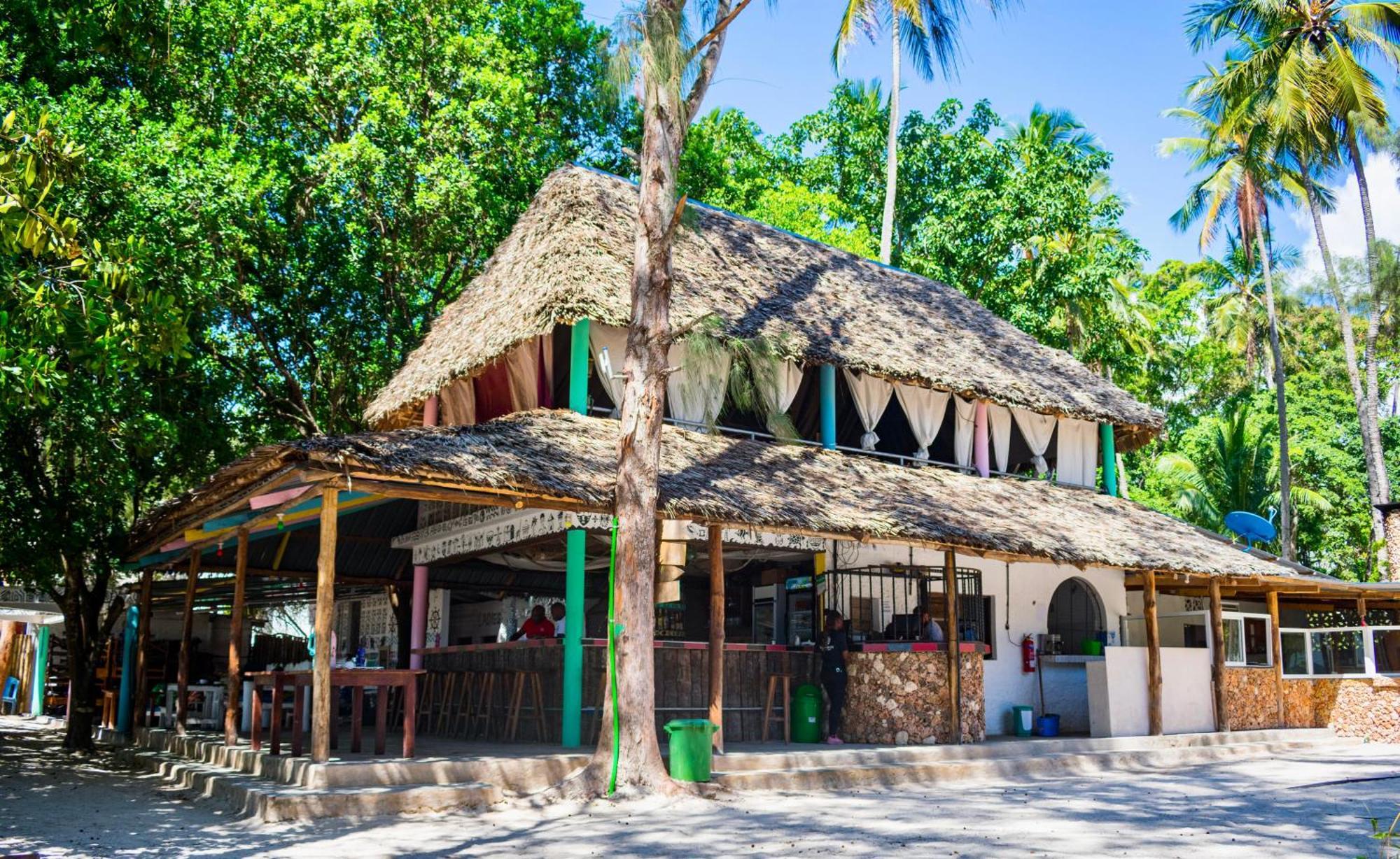 Soul Breeze Beach Resort Diani Beach Eksteriør bilde