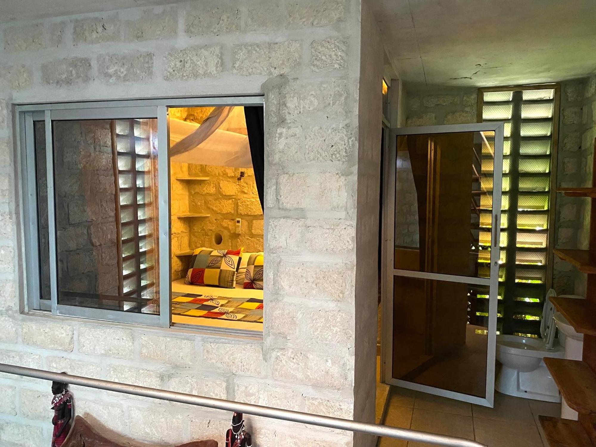 Soul Breeze Beach Resort Diani Beach Rom bilde