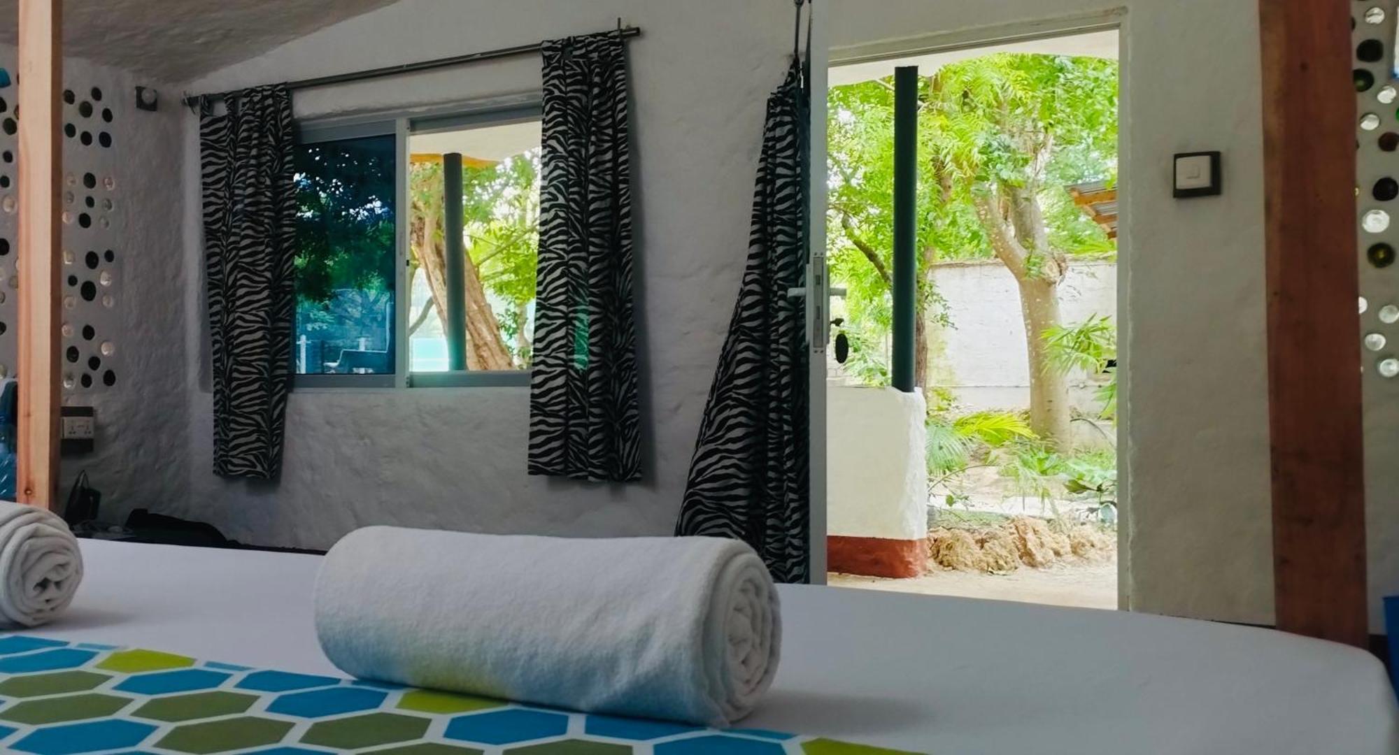 Soul Breeze Beach Resort Diani Beach Rom bilde